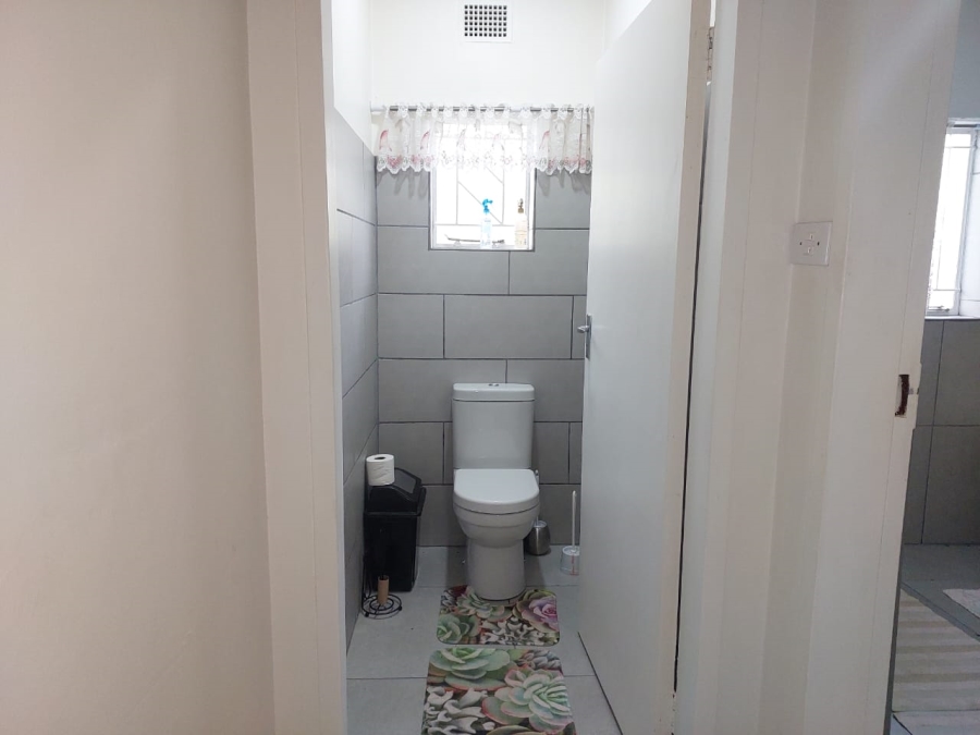 7 Bedroom Property for Sale in Ladismith Rural Western Cape